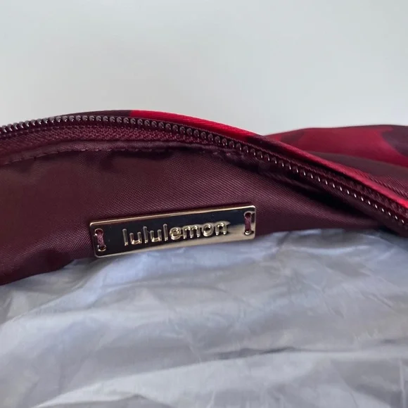 SOLD Lululemon New Year Feeling Ready Pouch Rabbit All Over Print Red Multi NWT - Picture 14 of 16